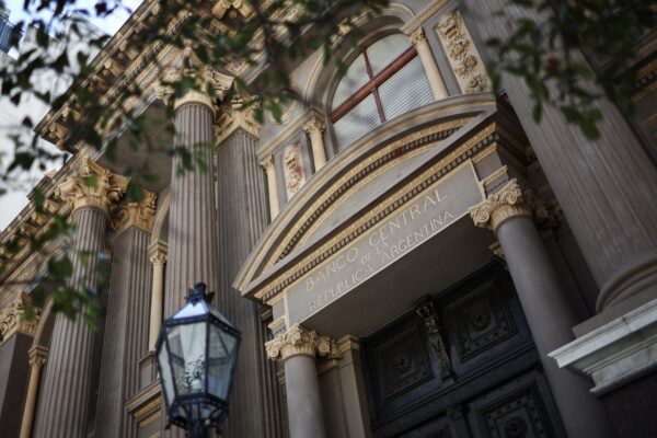 El BCRA compró USD 89 millones y las reservas tocaron un máximo en siete años