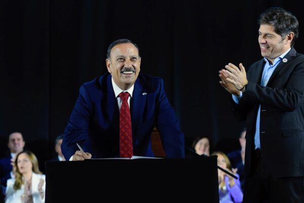 El peronismo unificó su discurso contra Milei por la mora crediticia de las familias