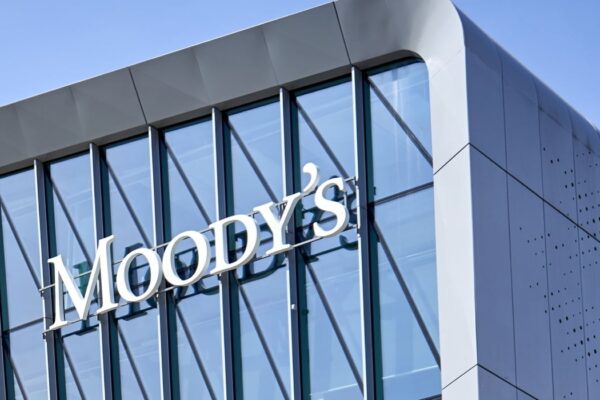 Moody’s prevé que el ajuste fiscal continúe gane quien gane en 2027