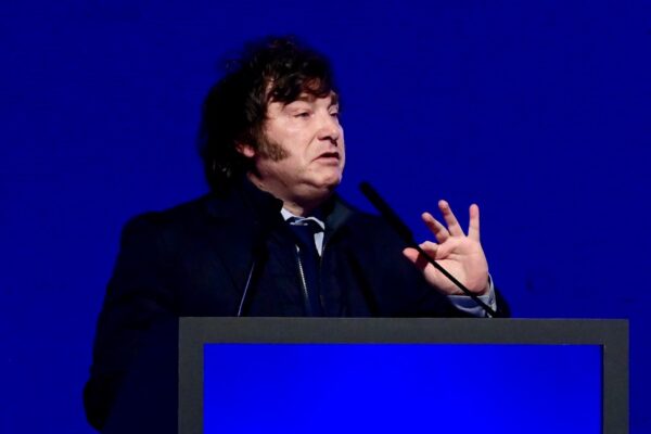 Milei negó responsabilidad del Gobierno por la suba de la morosidad en créditos