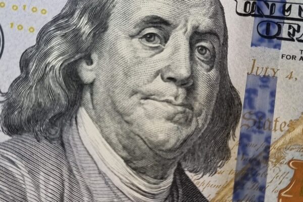 El Banco Central compró US$ 80 millones tras la baja del dólar