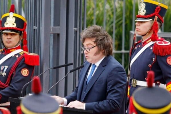Milei retomó la agenda pública y comparó su plan con la gesta de San Martín