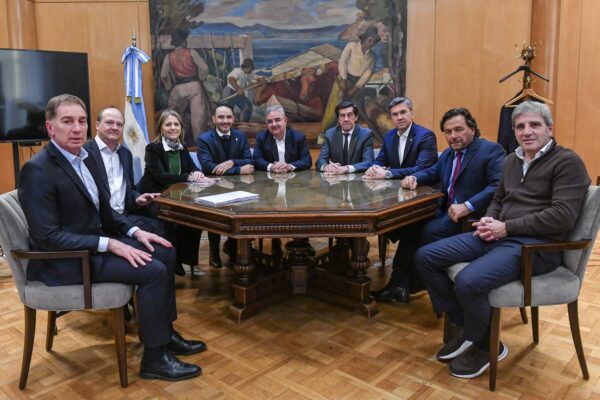 Santilli y Caputo acuerdan con gobernadores del Norte por subsidios a zonas cálidas
