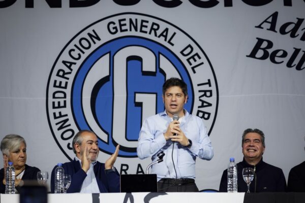 Kicillof cruzó a Milei en Chaco y buscó el guiño de los empresarios