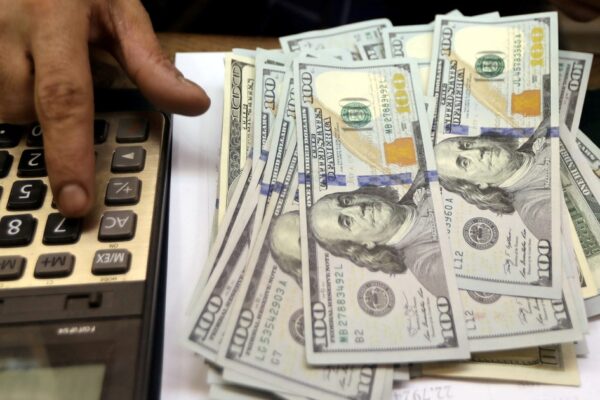 Dólar hoy: cotizaciones del oficial, blue y financieros este jueves