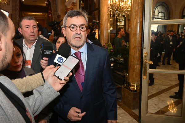 La UIA le pide a Milei un RIGI industrial y un pacto fiscal