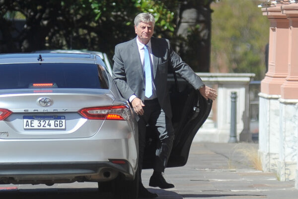 La Justicia frenó el decreto de Milei sobre regalías de Los Nihuiles