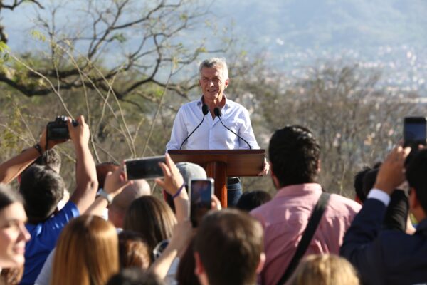 Macri reapareció en Jujuy y criticó el superávit fiscal de Milei