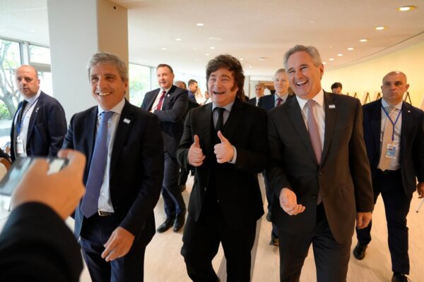 Milei calificó a Netanyahu como «uno de los mayores líderes» tras reunirse en la ONU