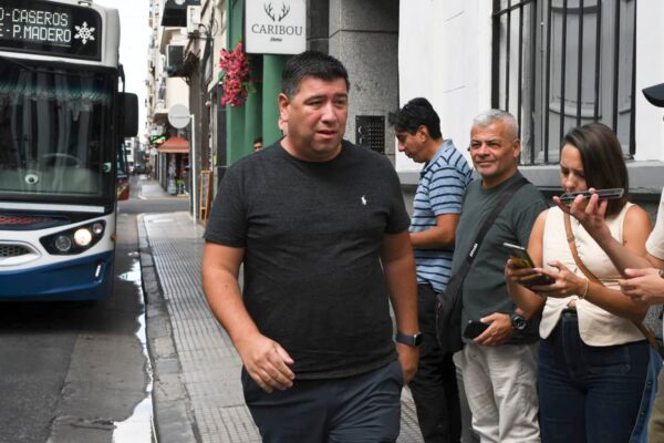 Un líder de la CGT cruzó a Milei por sus dichos sobre la economía