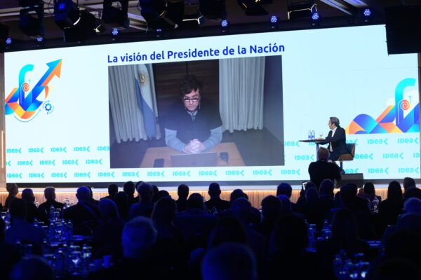 Milei pidió la reelección y dijo que su único rival es él mismo